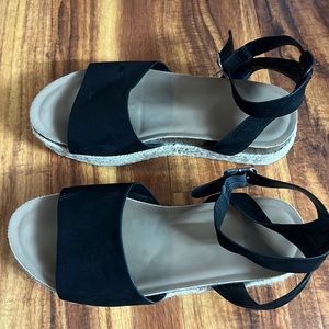Black Platform Sandals